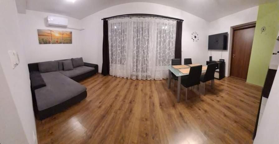 Smarthomeapartman Hajdúszoboszló Exterior foto